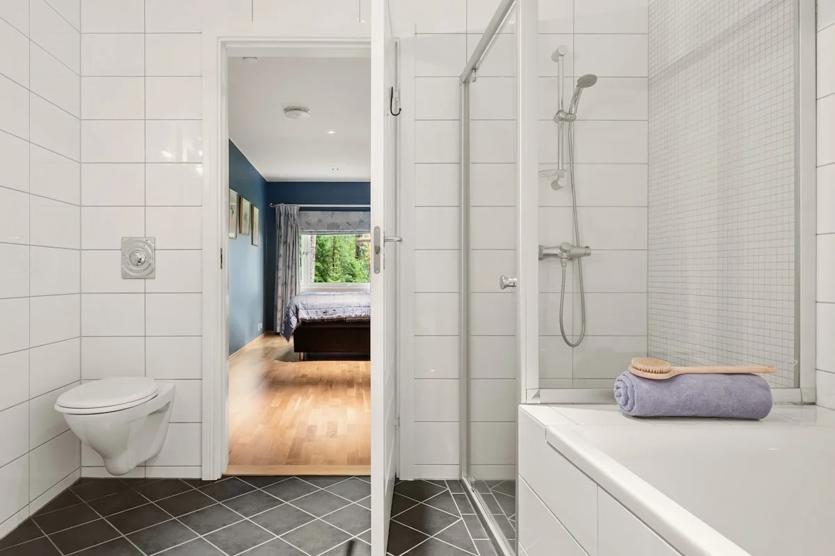 Smart Tech Bathroom - Ver imagen 5